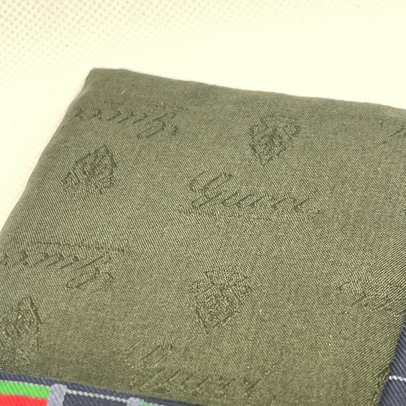 Vintage Gucci Necktie-Rare!  Great condition! - Picture 7 of 7